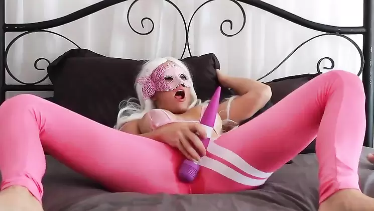 Secretcrush  Stepsister Teases By Pissing And Squirting Through Wet Yoga Pants Leggings